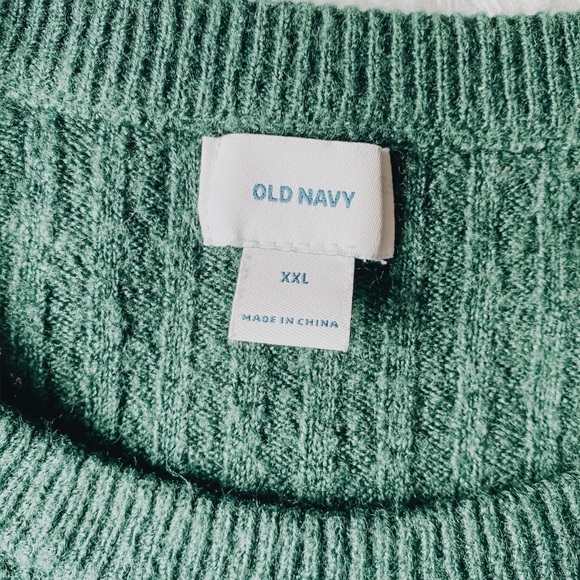 Oversized Sweater - Picture 2 of 4